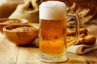 Cerveza: 4 tratamientos de belleza para el cabello y la piel.